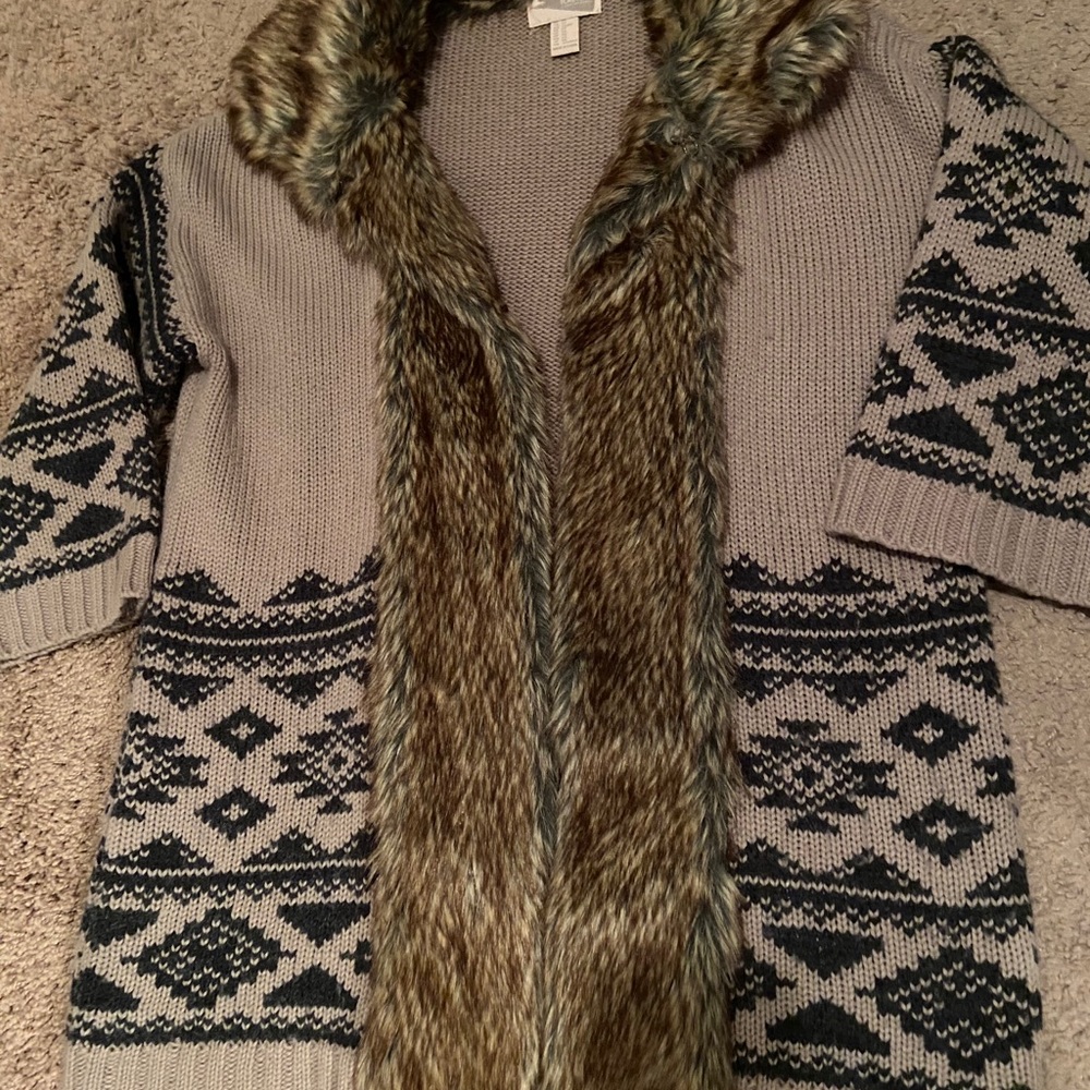 Cardigan - Picture 6 of 11